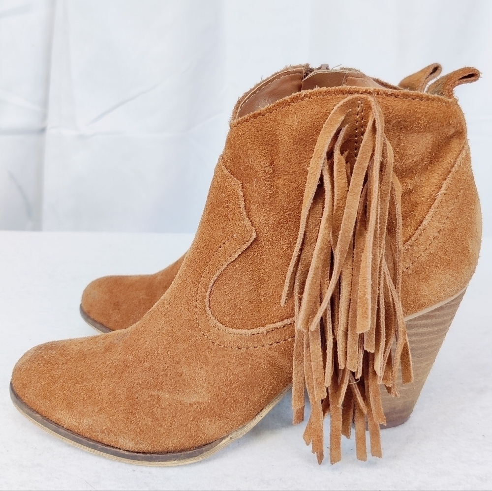 Steve Madden Ohio Fringe Ankle Booties Sz 7 Boho Western Cowgirl Stacked Heel